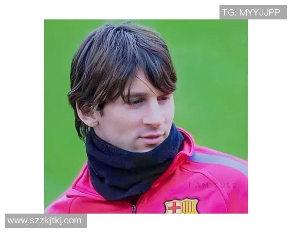 用足球塑造梦想与传奇的人物是谁 球星背后的故事与奋斗历程 用足球塑造梦想与传奇的人物是谁 球星背后的故事与奋斗历程